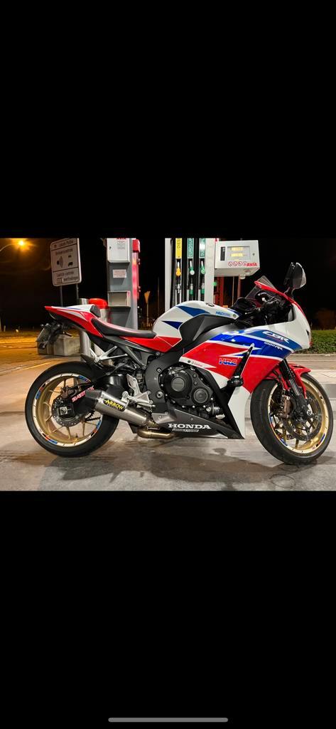 Honda CBR 1000RR brandmes, Motoren, Motoren | Honda, Particulier, Sport, meer dan 35 kW, 4 cilinders, Ophalen