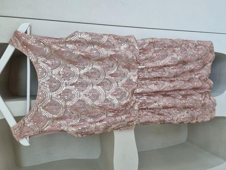 Kleedje Daphnea Paris maat medium, Kleding | Dames, Gelegenheidskleding, Zo goed als nieuw, Overige typen, Maat 38/40 (M), Beige