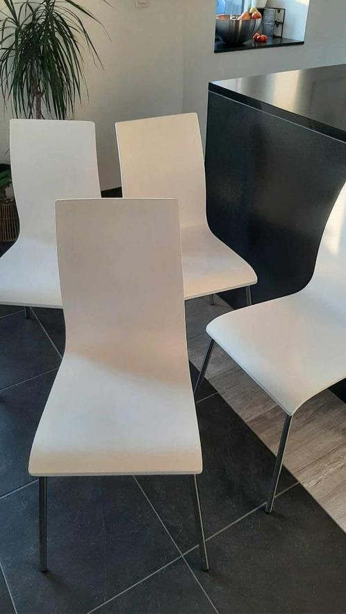 Set van 6 witte houten stoelen van Alterego, Huis en Inrichting, Stoelen, Gebruikt, Vijf, Zes of meer stoelen, Hout, Wit, Ophalen