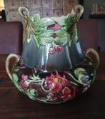 Art Nouveau vaas met florale reliëfdecoratie-zeldzaam model, Ophalen of Verzenden