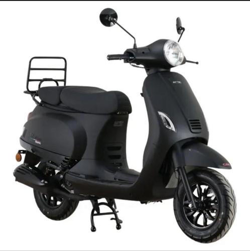 Momo Morino50 Scooters A-B Klasse Direct leverbaar 2025 0KM, Fietsen en Brommers, Overige Fietsen en Brommers, Nieuw, Ophalen of Verzenden