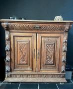 Meuble tete de lion, Ophalen
