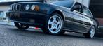 BMW 520I E34 manueel ´89, Auto's, BMW, Achterwielaandrijving, Overige kleuren, Leder en Stof, 95 kW