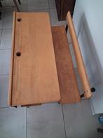 Ancien bureau d'école en chêne, Enlèvement