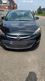 Opel Astra 1.4 essence, Berline, Noir, Cuir et Tissu, Achat