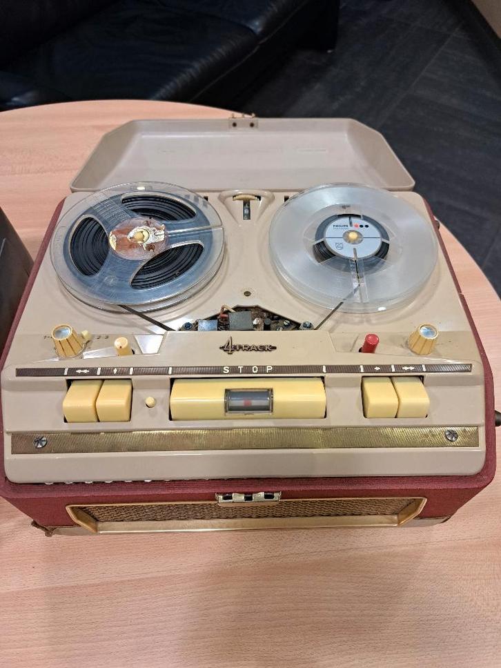 Twee vintage bandrecorders uit de jaren 50/60, Audio, Tv en Foto, Bandrecorder, Bandrecorder, Ophalen