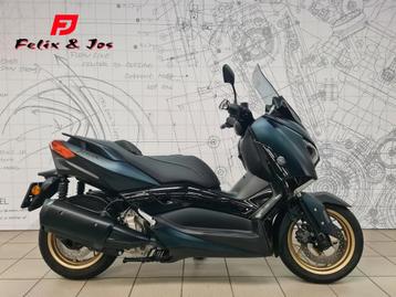 Yamaha X-MAX 300 TECH MAX (bj 2023) beschikbaar voor biedingen