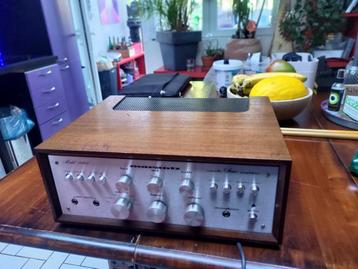 Marantz 1060 met houtkoffer (1974-1978) beschikbaar voor biedingen