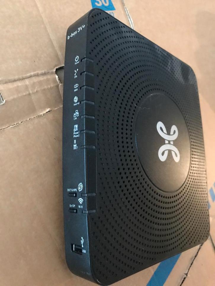Router Proximus b-box 3v+       µp, Informatique & Logiciels, Routeurs & Modems, Routeur, Enlèvement ou Envoi