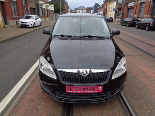 SKODA FABIA 1200CC DIESEL 2015 TRES PROPRE, Auto's, Skoda, Bedrijf, Te koop, Fabia, ABS, Achteruitrijcamera, Adaptive Cruise Control