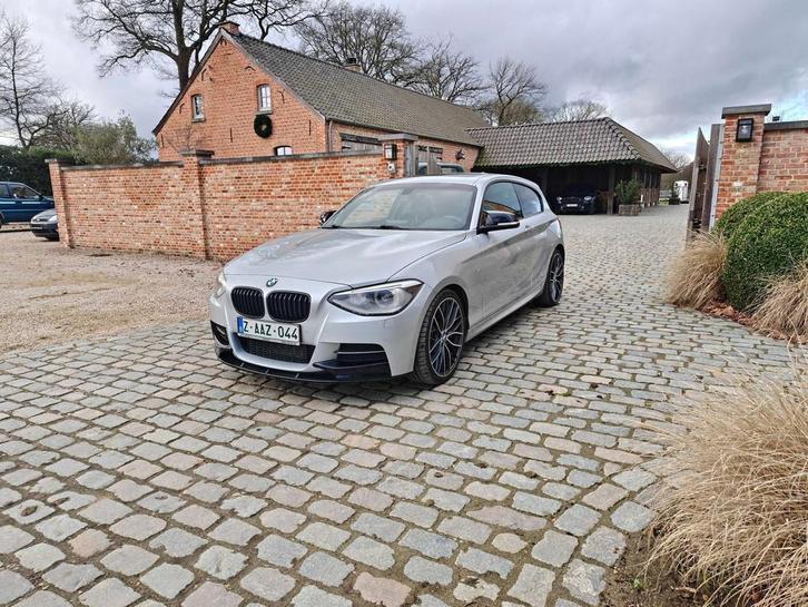 BMW 135 M135i xDrive Sport-Aut., Auto's, BMW, Bedrijf, Te koop, 1 Reeks, 4x4, ABS, Achteruitrijcamera, Airbags, Airconditioning