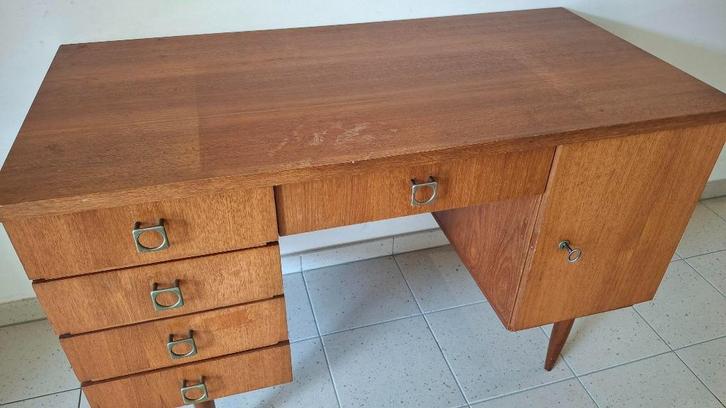 Vintage bureau, Huis en Inrichting, Bureaus, Gebruikt, Bureau, Ophalen