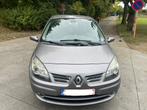 Renault Grand Scenic 1600cc benzine 99000km bouwjaar 2010, Auto's, Renault, Voorwielaandrijving, Parkeersensor, 4 cilinders, 1600 cc