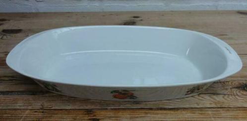 Blue Band/ P.Regout ovenschaal met groente afbeeldingen, Huis en Inrichting, Keuken | Servies, Gebruikt, Schaal of Schalen, Overige stijlen