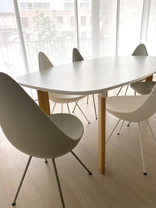 Eettafel en stoelen Friz Hansen, Huis en Inrichting, Complete eetkamers, Zo goed als nieuw, 4 tot 6 stoelen, Ophalen