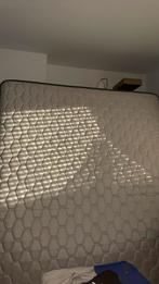Matras istikbal 180x200, Huis en Inrichting, Slaapkamer | Boxsprings, /, Gebruikt, Wit, Tweepersoons