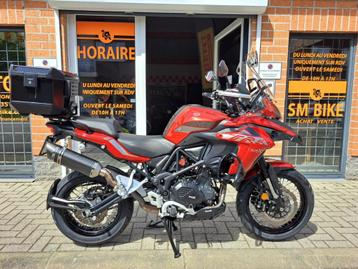 BENELLI TRK 502 X UIT DECEMBER 2021 MET 9800 KM! ERG LEUK beschikbaar voor biedingen