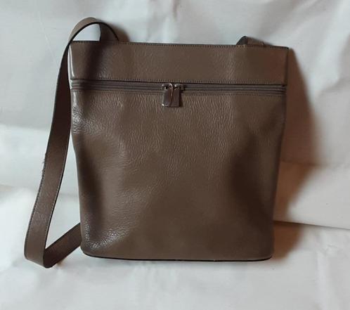 Lederen vintage  Handtas/crossbody Rothko, Handtassen en Accessoires, Tassen | Damestassen, Gebruikt, Handtas, Overige kleuren