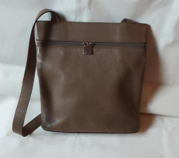 Lederen vintage  Handtas/crossbody Rothko, Handtassen en Accessoires, Tassen | Damestassen, Gebruikt, Handtas, Overige kleuren