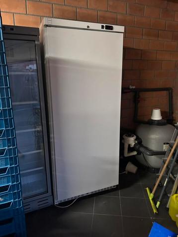 Diepvries METRO, Elektronische apparatuur, Vriezers en Diepvrieskisten, Ophalen, Zo goed als nieuw