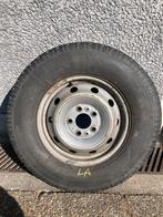 Stalen velgen + winterbanden 225/ 70 / R 15 /, Auto-onderdelen, Banden en Velgen, Ophalen, Winterbanden, Velg(en)