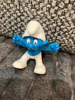 Zittende smurf ontbteekt iets in handjes peyo schleich, Verzamelen, Smurfen, Ophalen of Verzenden