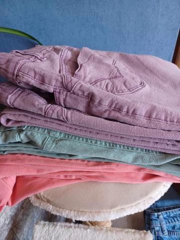 Pantalons chino (3) T42 beschikbaar voor biedingen