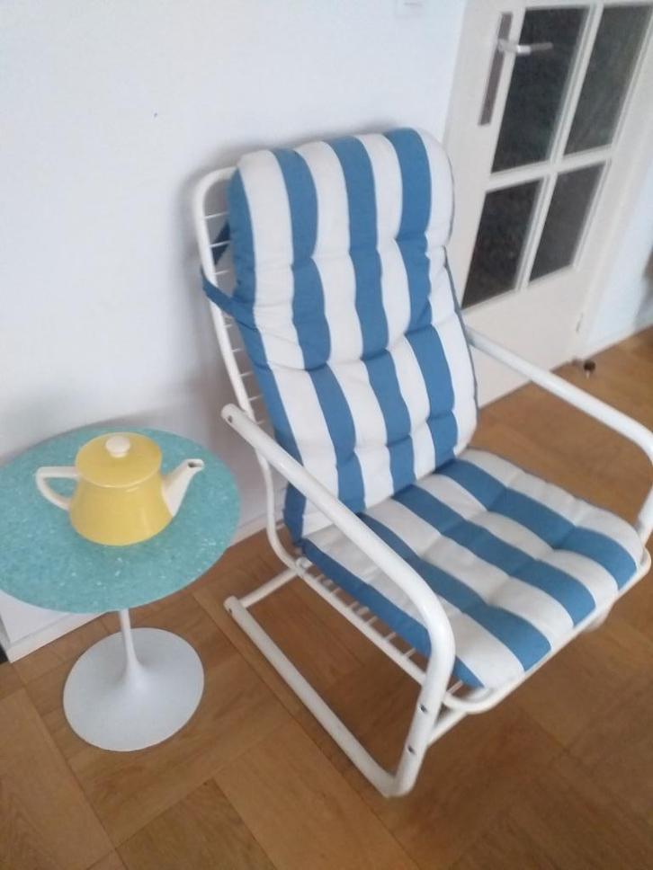 Fauteuil Ikea vintage en metal tubulaire, Maison & Meubles, Fauteuils, Utilisé, Métal, 50 à 75 cm, Moins de 75 cm, Enlèvement