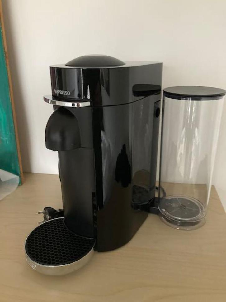Cafetière DeLonghi Nespresso Vertuo, Electroménager, Cafetières, Utilisé, Dosettes et capsules de café, Machine à espresso, 1 tasse