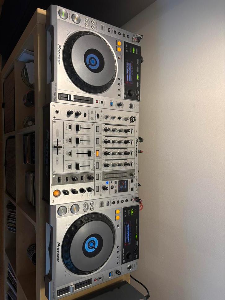DJ set Pioneer CDJ-850 + DJM-700 Mixer, Muziek en Instrumenten, Dj-sets en Draaitafels, Gebruikt, Pioneer, Ophalen