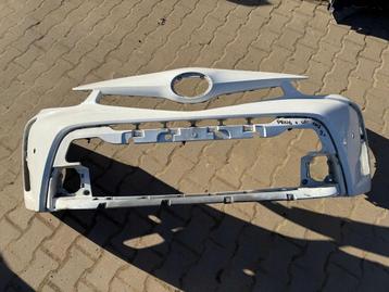 Toyota Prius Plus + Lift 15- voorbumper beschikbaar voor biedingen