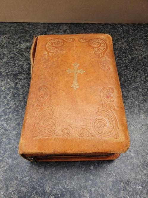 Romeins missaal met Vespers 1947 - Vintage religieus boek, Antiek en Kunst, Antiek | Religieuze voorwerpen, Ophalen