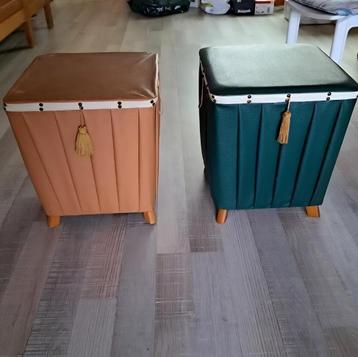 Vintage opbergpoefen  beschikbaar voor biedingen