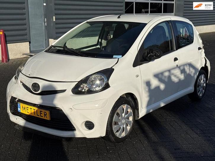 Toyota Aygo 1.0 VVT-i Now, airco, Auto's, Toyota, Bedrijf, Te koop, Aygo, ABS, Airbags, Airconditioning, Centrale vergrendeling