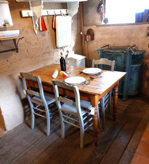 relatief grote oude keukentafel met lade, Antiek en Kunst, Curiosa en Brocante, Ophalen