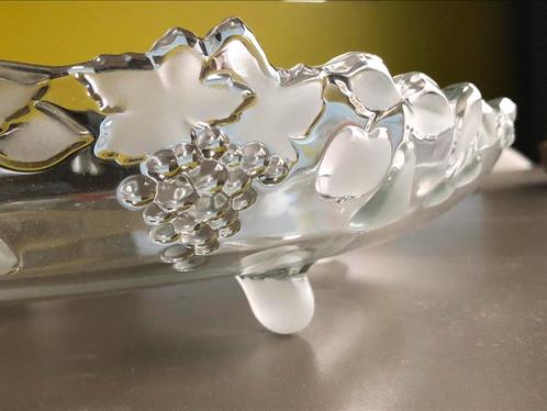 Mooie ovale schaal op pootjes in Walther glas, Antiek en Kunst, Antiek | Glaswerk en Kristal, Ophalen of Verzenden