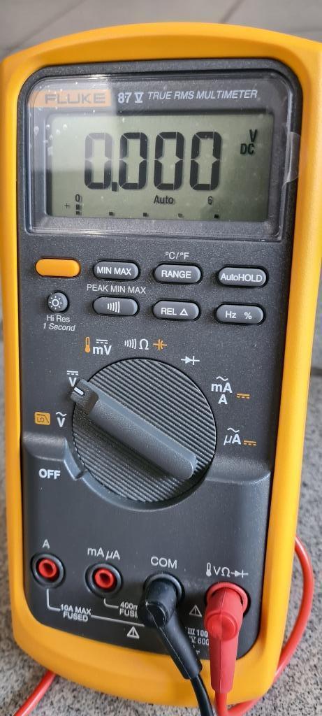 Multimètre numérique True-RMS industriel Fluke 87 V, Bricolage & Construction, Instruments de mesure, Neuf, Multimètre, Enlèvement ou Envoi