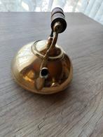 Théière en cuivre, Enlèvement, Cuivre