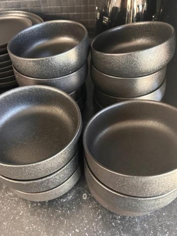 servies zwart maastricht borden en kommen, Enlèvement