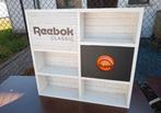 Présentoir PLV vitrine Reebok pump, Ophalen