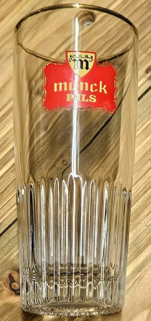 Muynck pils bierglas, Verzamelen, Glas en Drinkglazen, Zo goed als nieuw, Bierglas, Ophalen of Verzenden