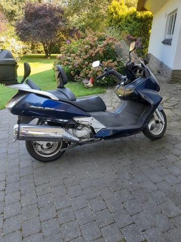 Honda siverwing 600 beschikbaar voor biedingen
