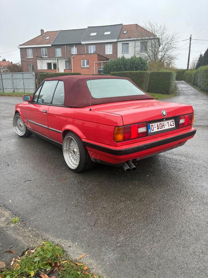 Bmw e30 320i cabrio, Auto's, BMW, Particulier, 3 Reeks, Benzine, Cabriolet, Overige bekleding, Ophalen
