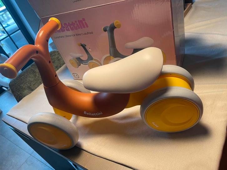 Loopfiets, Kinderen en Baby's, Speelgoed | Buiten | Voertuigen en Loopfietsen, Zo goed als nieuw, Loopfiets, Ophalen