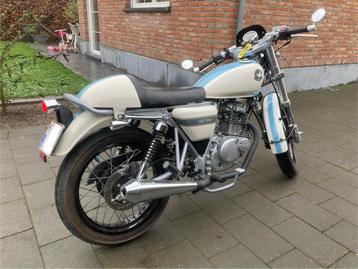 Caferacer beschikbaar voor biedingen