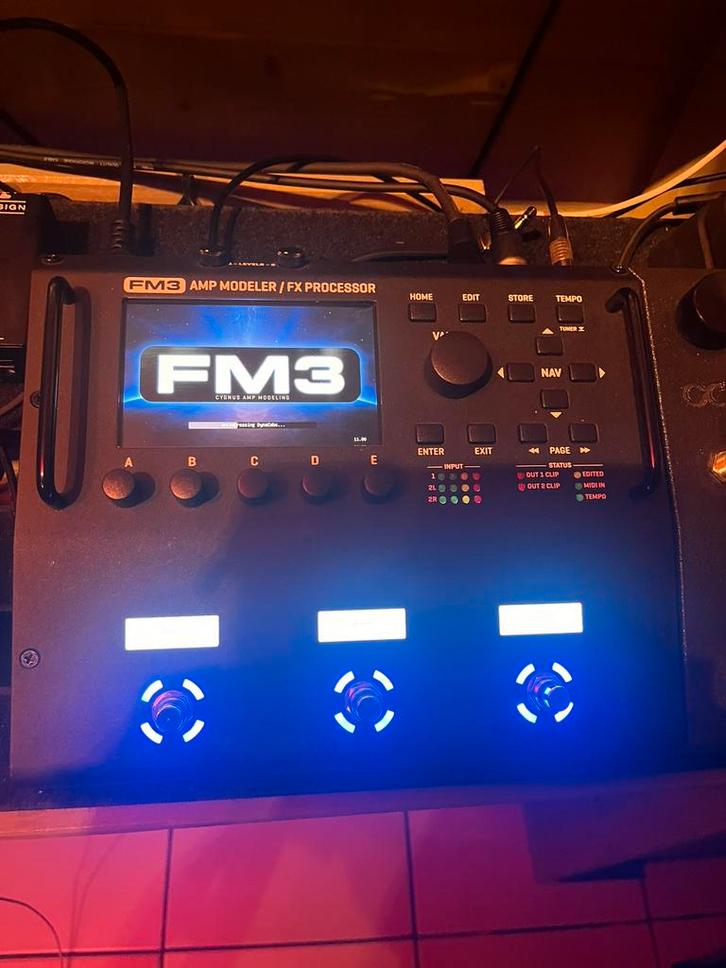 Fractal Audio FM3 Amp modeler + EV1 + OCD, Musique & Instruments, Amplis | Basse & Guitare, Comme neuf, Enlèvement
