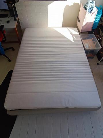 Matrastopper Tussöy IKEA 140 x 200, Huis en Inrichting, Slaapkamer | Matrassen en Bedbodems, Ophalen, Gebruikt, Matras