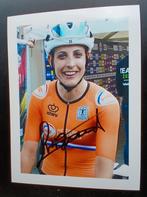 Gesigneerde foto van Lucinda Brand., Verzenden, Nieuw