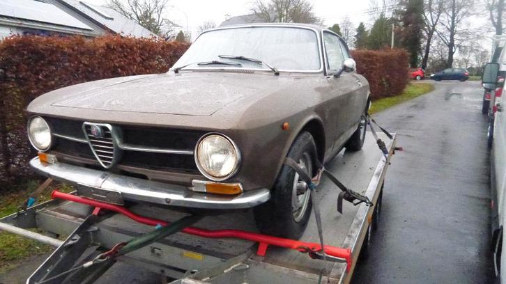 Alfa Romeo coupe Bertone junior 1.6 sortie de grange, Autos, Alfa Romeo, Entreprise, Junior, Essence, Coupé, 2 portes, Boîte manuelle