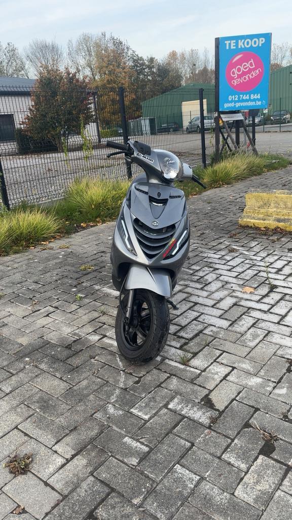 Piaggo zip iget a klasse, Fietsen en Brommers, Scooters | Piaggio, Gebruikt, Zip, Klasse A (25 km/u), Ophalen